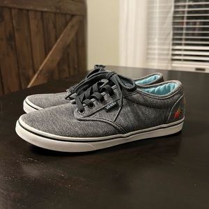 Vans Size 6 - Off The Wall Women's Ultracush Skate Sneakers Style 721356 Gray